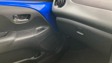 Toyota Aygo 1.0 VVT-i X-Trend TSS 5dr x-shift Petrol Hatchback